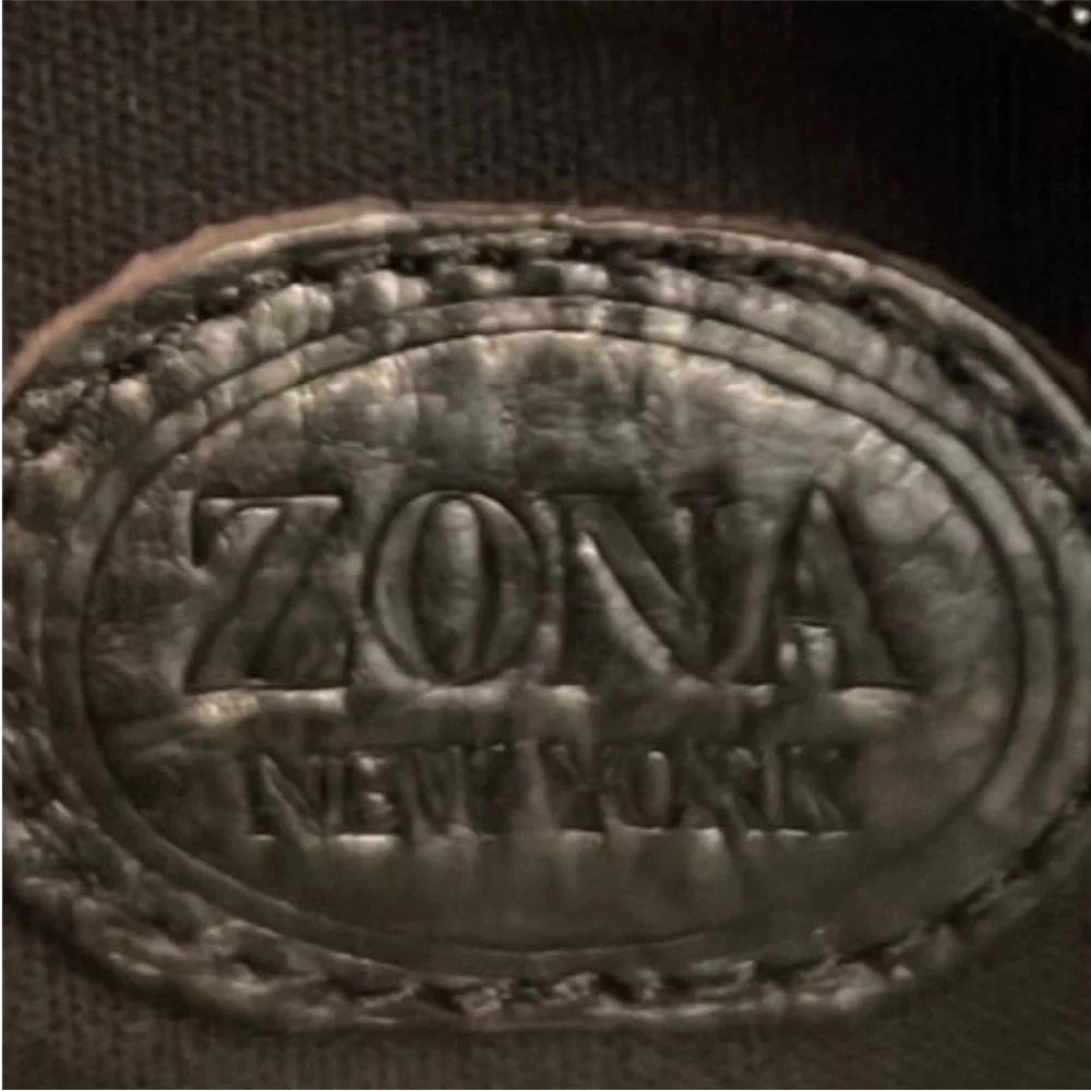 💚 Zona New York leather Black travel bag backpack🩷💚🩷